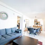 Love Beach Villa Βίλα
