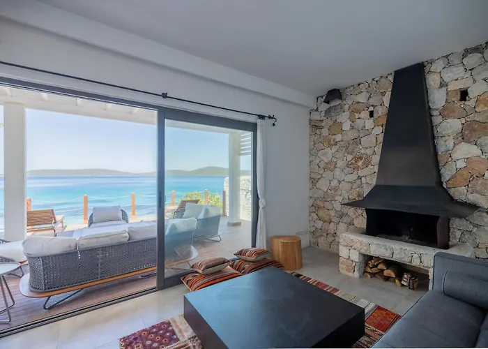 Villa Love Beach Villa *